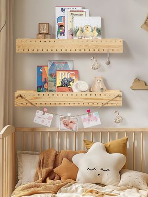 Настенная книжная полка из натурального дерева