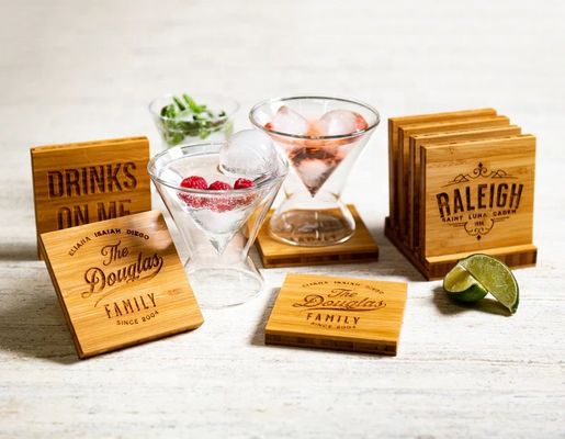 Подъемники с фамилией с опциональным держателем из бамбукового бука, орехового дуба или сосны