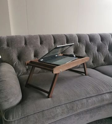 Четвероугольный завтрак в ложе с складывающимися ножками, сэкономить место и насладиться индивидуальными закусками