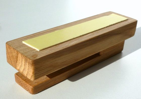 Деревянный носитель полотенца Классификация не складной стойки Ореховые деревянные крюки по вашему запросу