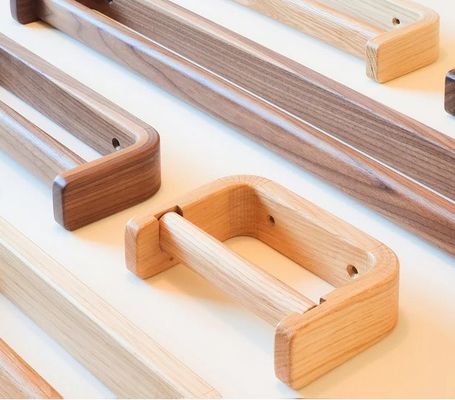 Поставка для полотен для ванной ручной работы Деревянная полотенца Большая ореховая полотенца Рельс не складной стойки