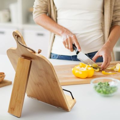 Одноуровневый кулинарный книжный стенд с диаграммой преобразования измерений