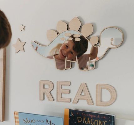 Настраиваемый логотип деревянный динозавр в форме рамы зеркало с деревянной рамой и деревянным