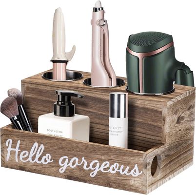 Безупречно убирайте ванную с помощью этого деревянного сушилки для волос и выпрямляющего устройства