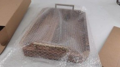 Конструкции на заказ Большой деревянный стол в деревянном стиле