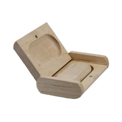 32 ГБ деревянный USB-накопитель для USB Кленовый дерево Цвет 8,2 * 5,3 * 2 см Простой дизайн