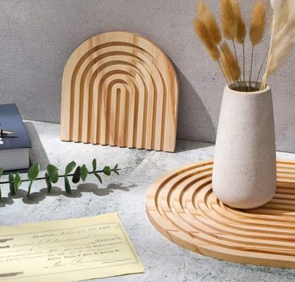 Настраиваемый логотип приемлемая радужная деревянная резальная доска для домашней кухни