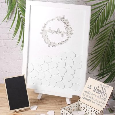 Свадебные рамки с горящими деревянными украшениями в европейском стиле