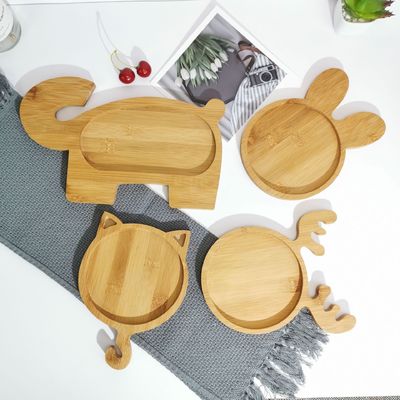 Деревянная всасывающая тарелка - идеальный способ вводить твердую пищу в пищу малыша