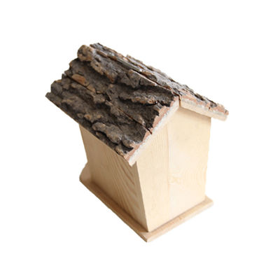 Декорация для открытого сада Деревянный птичий дом с птицами в уме и дышащими материалами