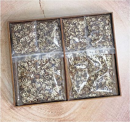 Два шрифта Крошечные деревянные буквы для скрепбуков Декоративное ремесло Резка Тип гравировка