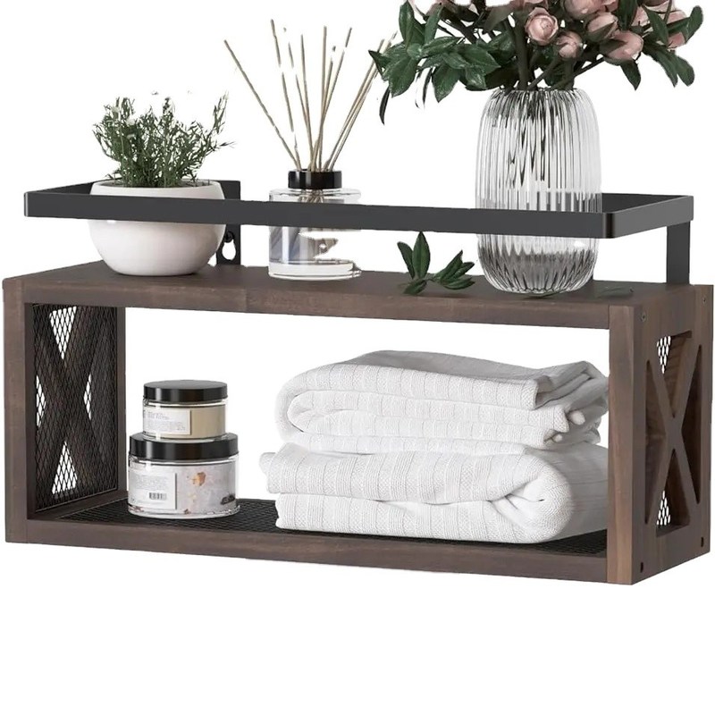 Сберегите пространство с деревянными полками и ограждением